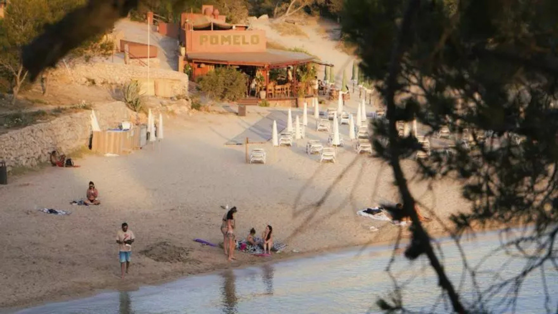 pomelo playa